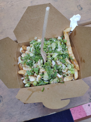 581 6th St, New Westminster, BC V3L 3B9