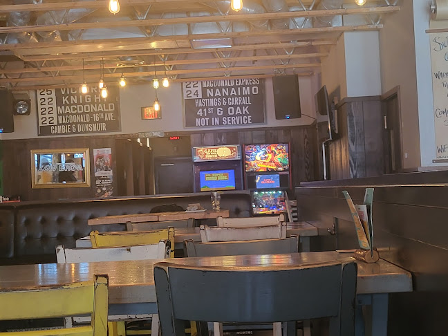 3255 W Broadway, Vancouver, BC V6K 2H5