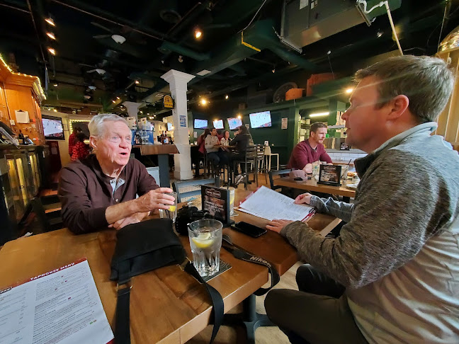 Opinii despre Howe Sound Taphouse & Kitchen - New West în New Westminster - Hospitality and gastronomy