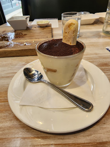 Comentarii opinii despre Italian Table