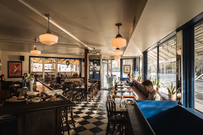 167 Niagara St, Toronto, ON M5V 1C9