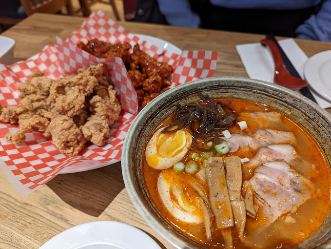 Comentarii opinii despre Red Tori