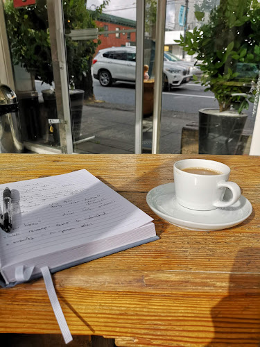 Opinii despre Gene Coffee Bar în Vancouver - Hospitality and gastronomy