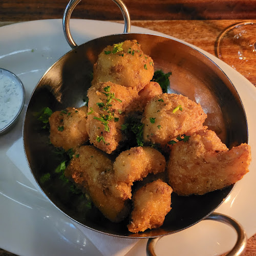 Browns Socialhouse Waterloo - Hospitality and gastronomy