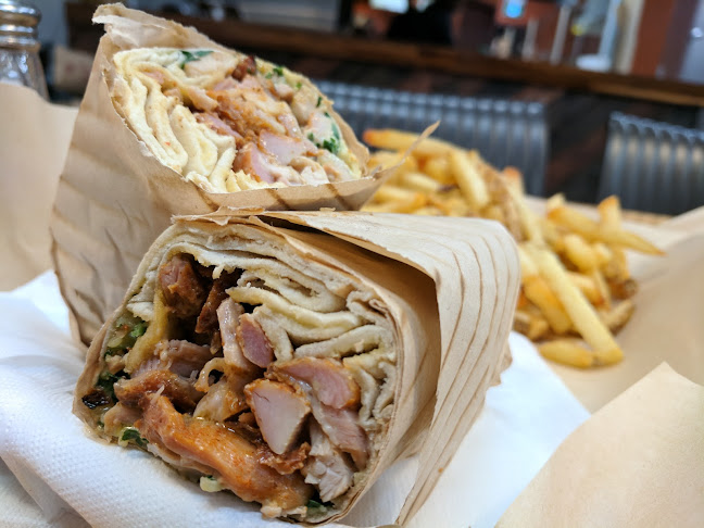 312 Grays Rd, Hamilton, ON L8E 1V5