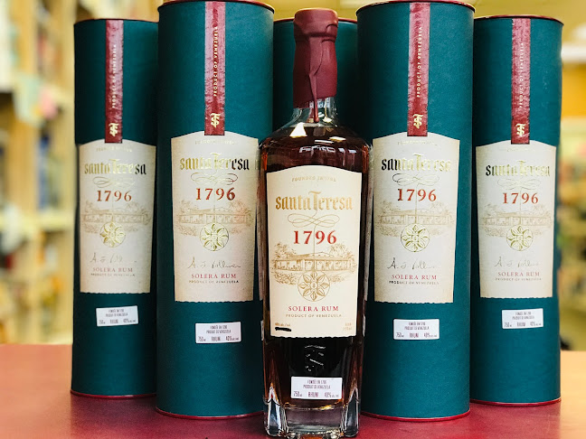 Canyon Creek Liquor Store - Hospitality and gastronomy