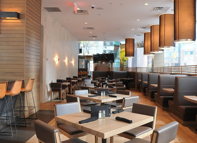 Moxies Toronto Downtown Restaurant
