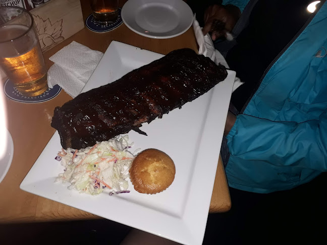 Smoke and Bones BBQ - Hospitality and gastronomy