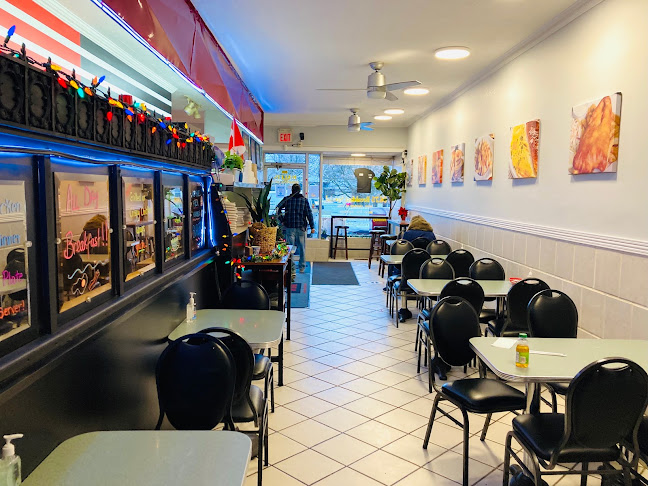 Rallis Burger & Grill - Halton Hills