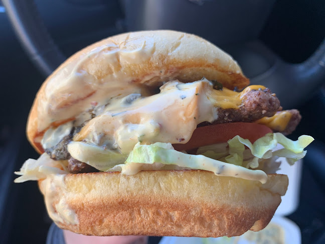 345 10 Ave SW, Calgary, AB T2R 0A5