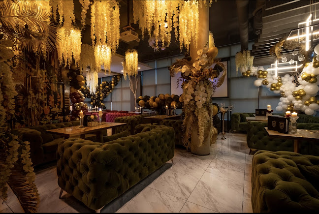 Comentarii opinii despre Living Room Hookah Lounge