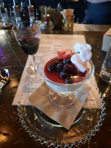 1560 Water St, Kelowna, BC V1Y 1J7