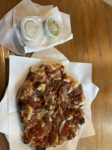 Opinii despre Oven 360 Sarnia în Sarnia - Hospitality and gastronomy