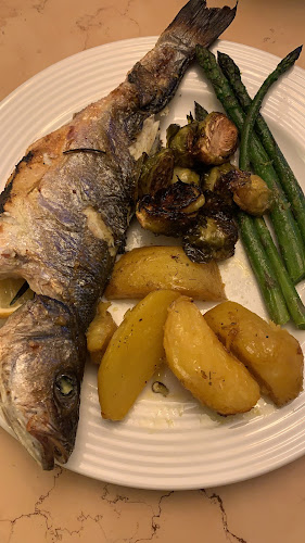 Canada, 13461 Yonge St #103, Richmond Hill, ON L4E 0L2