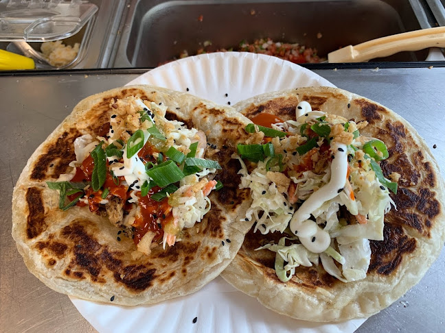 FOOD CABBIE BISTRO FOOD TRUCK (LIVE ON-SITE CATERING) - Hospitality and gastronomy