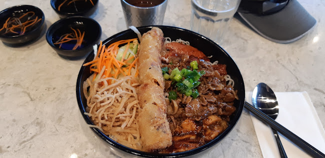 1902 Rosser Ave, Burnaby, BC V5C 0E3