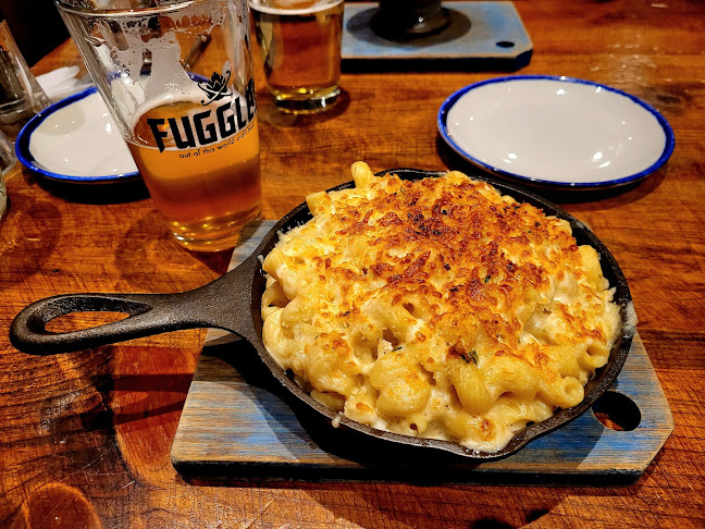 3 Lonsdale Ave, North Vancouver, BC V7M 2E4