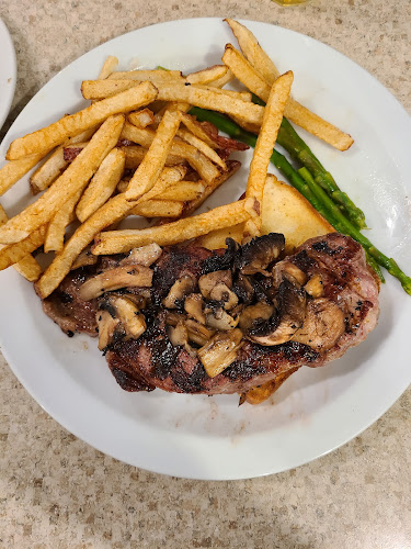 Veroba's Family Restaurant - Moose Jaw