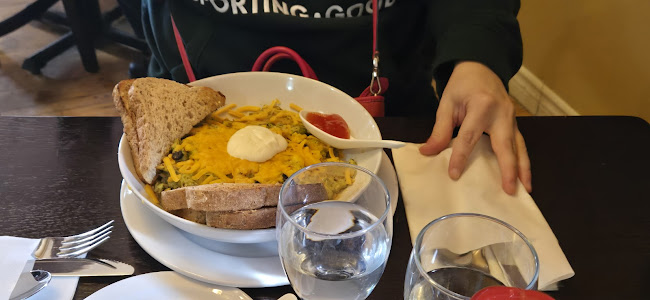 Opinii despre Darlise Cafe în Kitchener - Hospitality and gastronomy