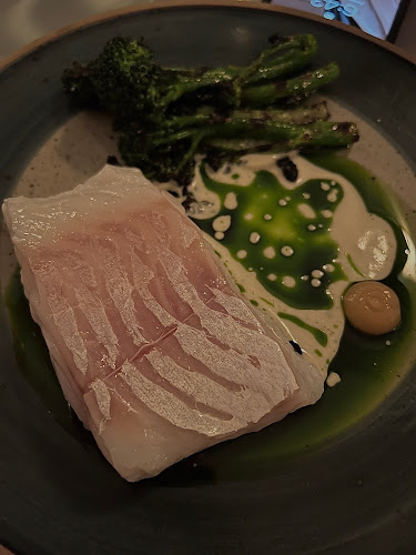 199 Augusta Ave, Toronto, ON M5T 2L4