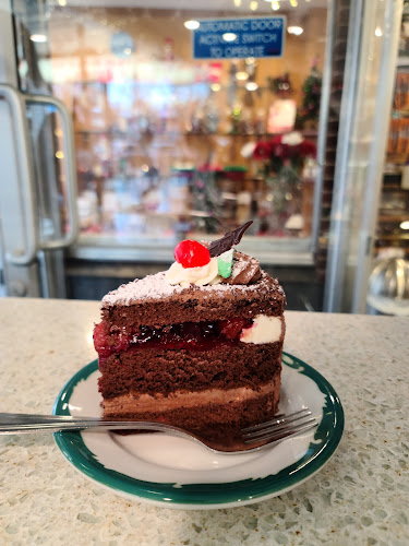 Dutch Bakery & Diner - Victoria