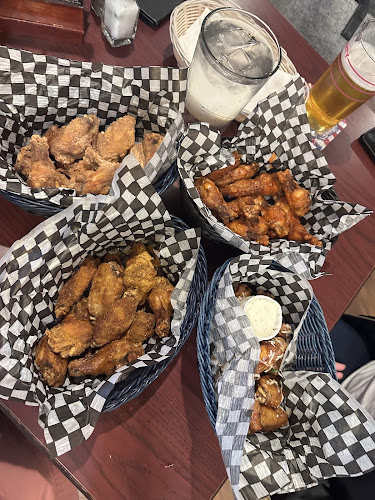 Toad 'n’ Turtle Pubhouse & Grill - Hospitality and gastronomy