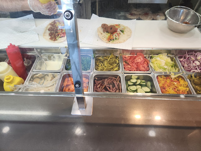 Zay Zaman Shawarma - Hospitality and gastronomy