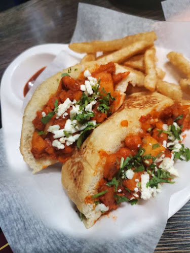 Desi Bites Restaurants Dine In & Takeout Juice Bar - Surrey