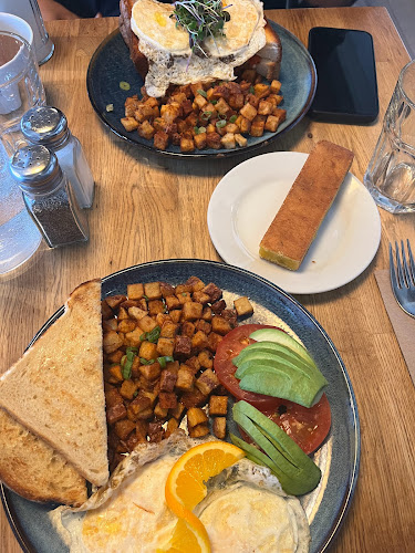 Blue Star Diner - Calgary