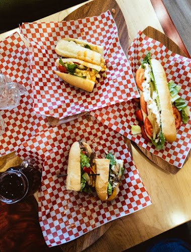 Opinii despre 3Cents Resto & Cafe în Ottawa - Hospitality and gastronomy