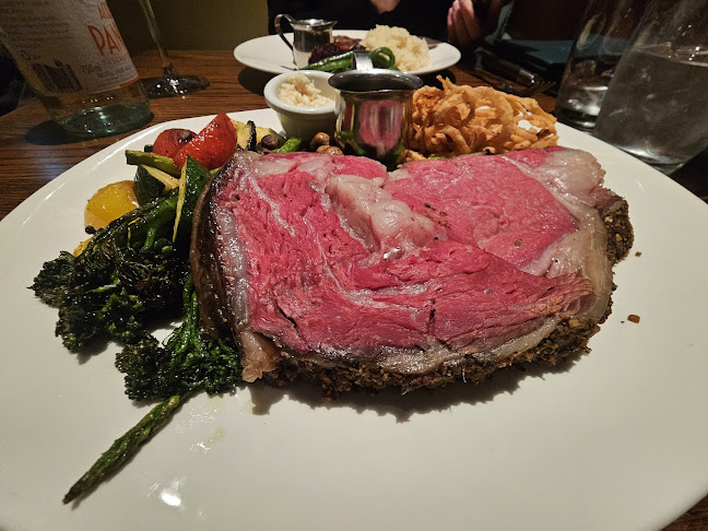 The Keg Steakhouse + Bar - Macleod Trail - Hospitality and gastronomy