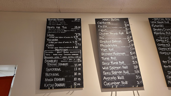 8-1470 Harvey Ave, Kelowna, BC V1Y 9K8