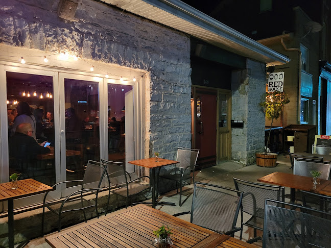 369 King St E, Kingston, ON K7K 2Y1