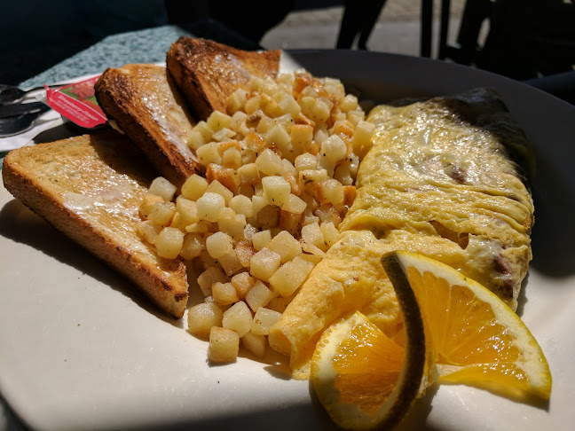 Opinii despre Tomahawk Restaurant în North Vancouver - Hospitality and gastronomy