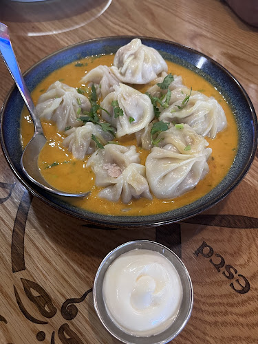 Comentarii opinii despre Kathmandu Bar and Grill