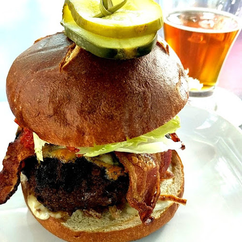 District Bar Restaurant Vancouver - Vancouver