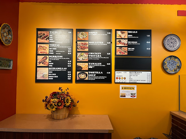 Pamola Bakery & Deli - Hospitality and gastronomy