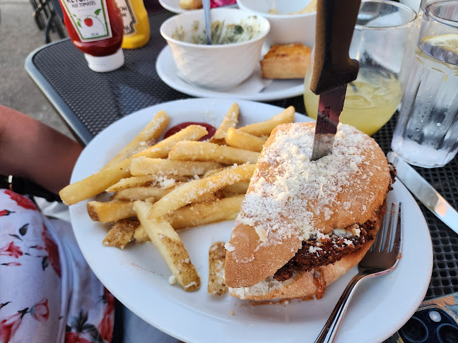 Comentarii opinii despre The Bistro At The River