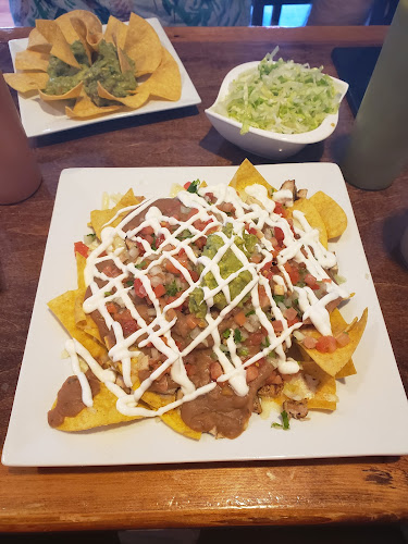 334 6th St, New Westminster, BC V3L 3A8