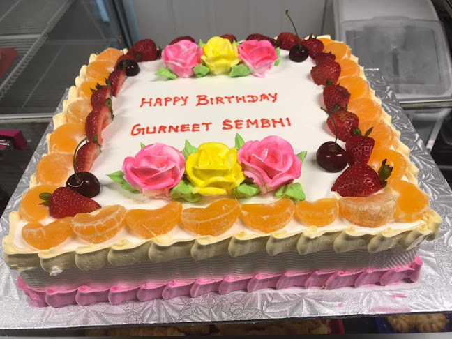 Opinii despre Amar Bakery în Winnipeg - Hospitality and gastronomy