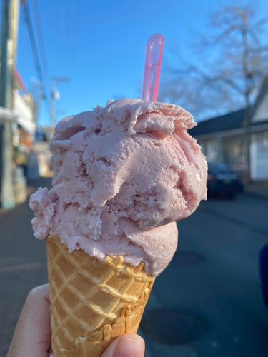 Opinii despre Cones Creamery în White Rock - Hospitality and gastronomy