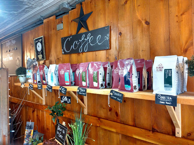 Luke's European Style Market - Hospitality and gastronomy