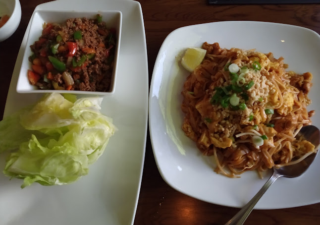 Opinii despre Thai New West Restaurant în New Westminster - Hospitality and gastronomy