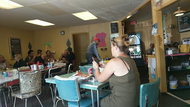 The Full Cup Café - Kawartha Lakes