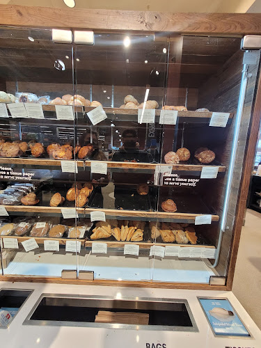 4420 Lougheed Hwy., Burnaby, BC V5C 3Z3