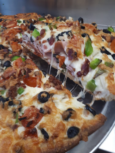 Willows Pizza - Victoria