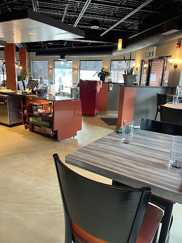 1900 Dundas St W Unit 10&19, Mississauga, ON L5K 1P9