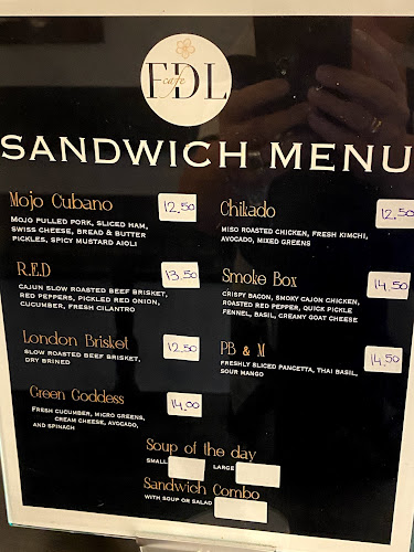 Comentarii opinii despre Fior Di Latte Cafe, Bakery & Gelato