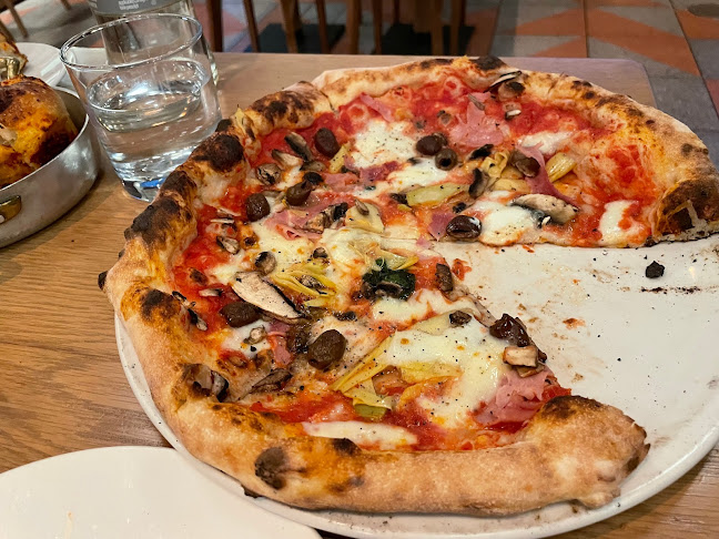 Eataly Toronto - Hospitality and gastronomy