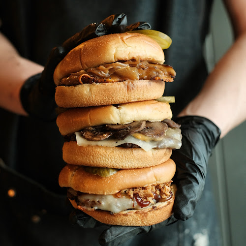 Comentarii opinii despre Blaze Gourmet Burgers | Dine-in Takeout and Catering